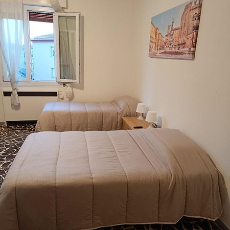 Elegante Appartamento 90 Mq Zona Corticella Fiera Bologna Esterno foto